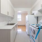 rosslyn-residence-toronto-on-3br-1ba---kitchen